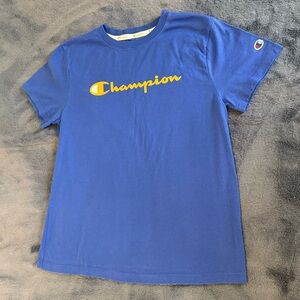 Champion Boy’s Blue T-shirt short sleeve champion logo size Medium
